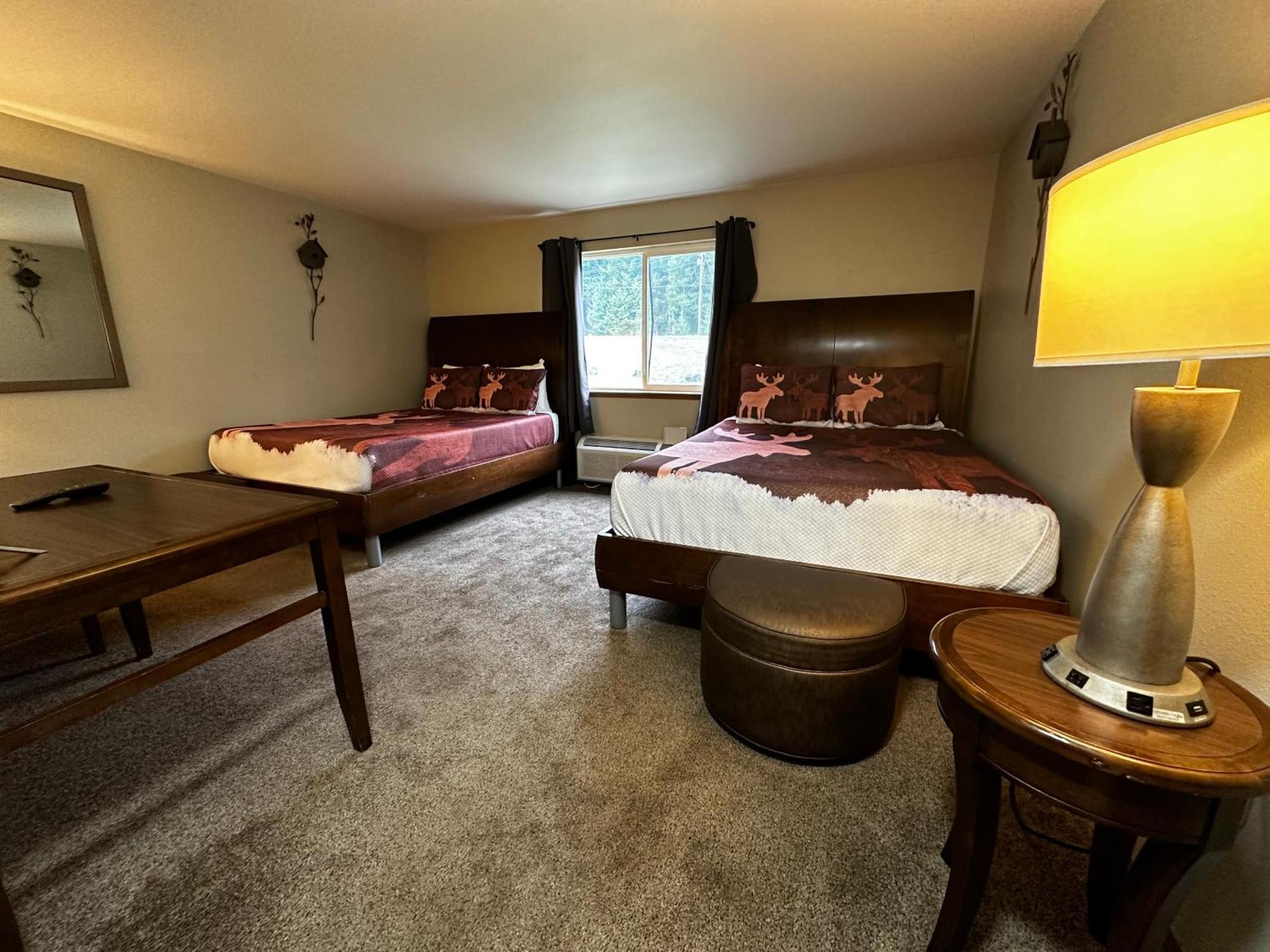 & Motel Packwood
